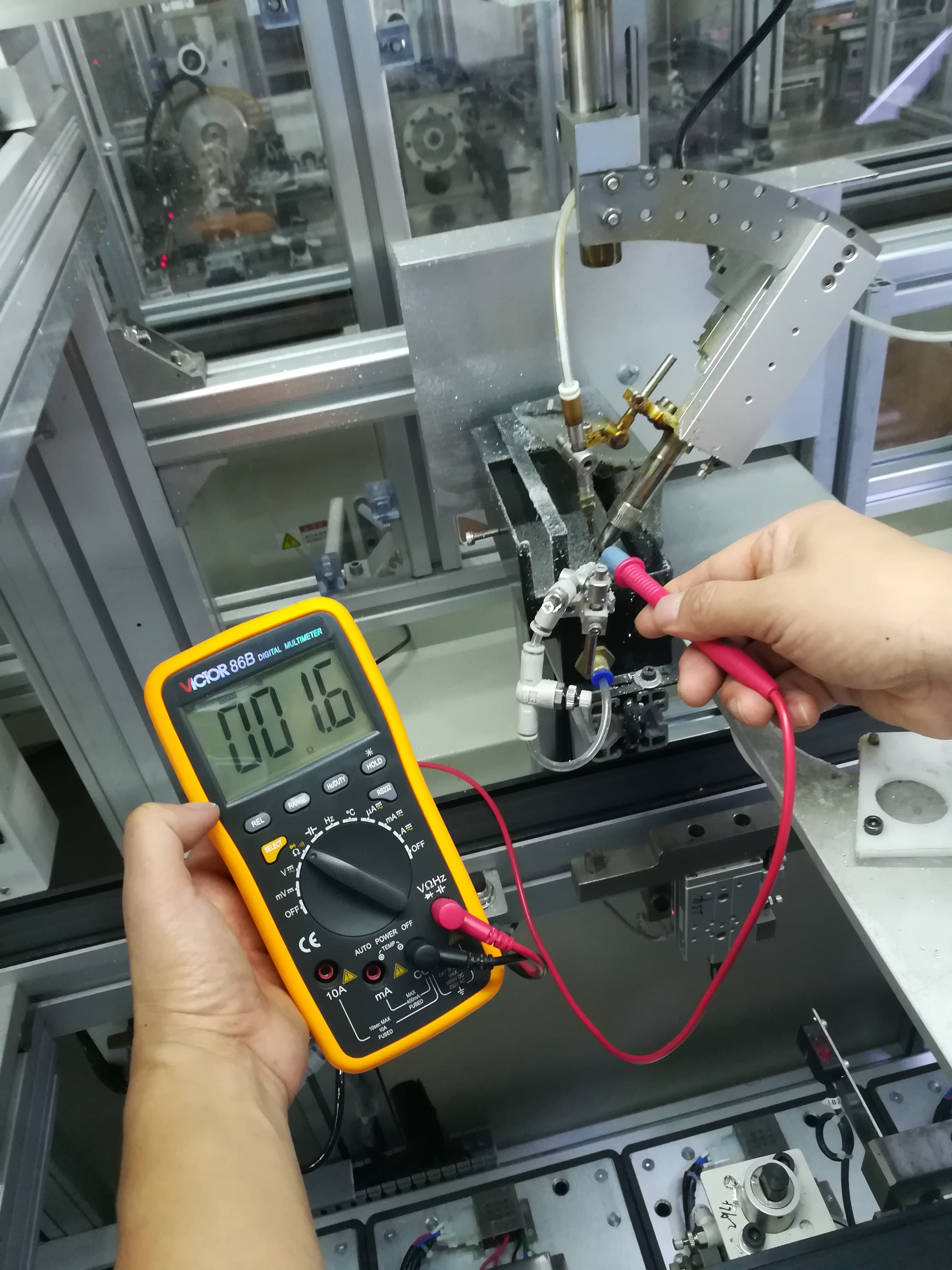 離子風機|離子風棒|靜電消除器|ESD門禁系統(tǒng)|HZR