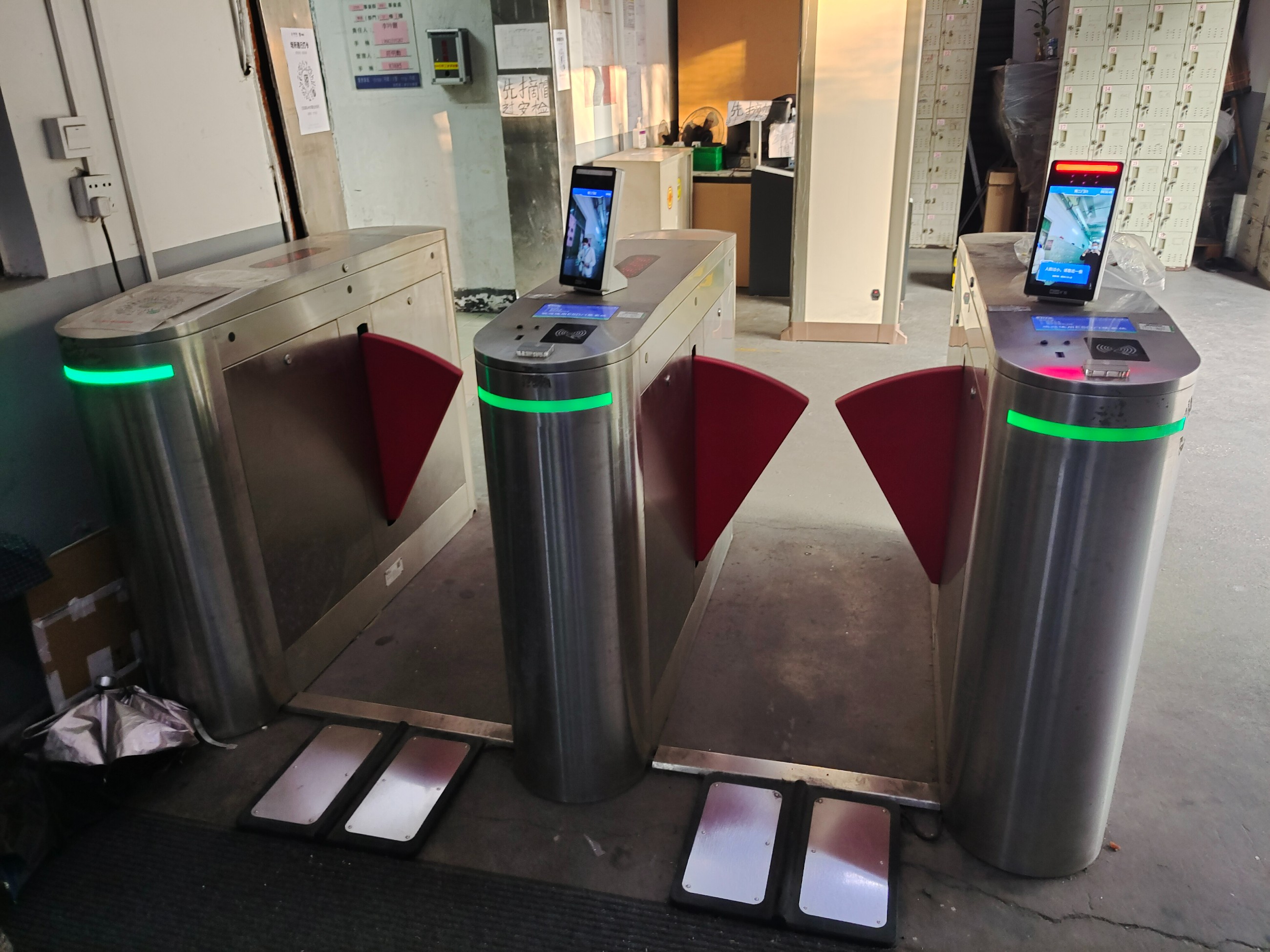 離子風(fēng)機(jī)|離子風(fēng)棒|靜電消除器|ESD門(mén)禁系統(tǒng)|HZR